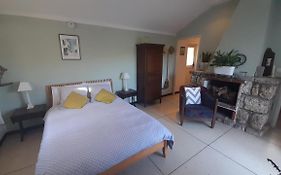 Studio Apartment In Bargemon
